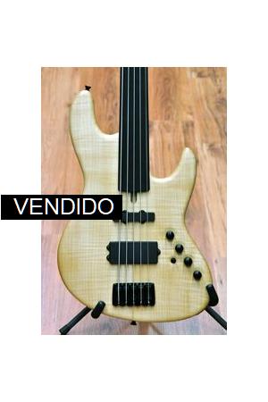 Maruszczyk Elwood-L 5 Maple Fretless Maruszczyk Elwood-L 5 Maple Fretless